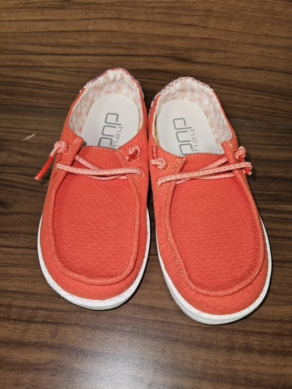 Hey Dude Wendy Youth Aztec Red Slip-On Moccasins with White Sole Size 2